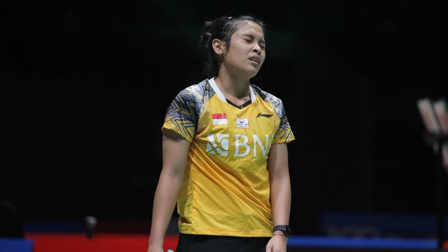 Tunggal putri Indonesia Gregoria Mariska Tunjung tersingkir di babak pertama Denmark Open 2022 usai kalah dari He Bing Jiao.