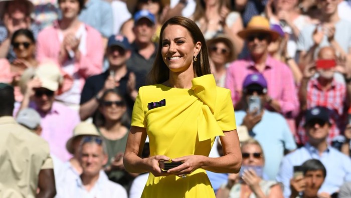 Detail Harga Sejumlah Busana yang Dipakai Kate Middleton di Tahun 2022! Ada yang Capai Ratusan Juta Rupiah