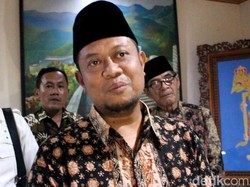Pelantikan Ini yang Bikin Kiai Muchtar Tunda Penyerahan Bechi ke Polisi