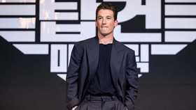 Miles Teller Didukung Penuh Neneknya Jadi James Bond
