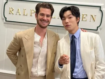 Heboh Andrew Garfield Saat Bisik-bisik dengan Ryu Jun Yeol
