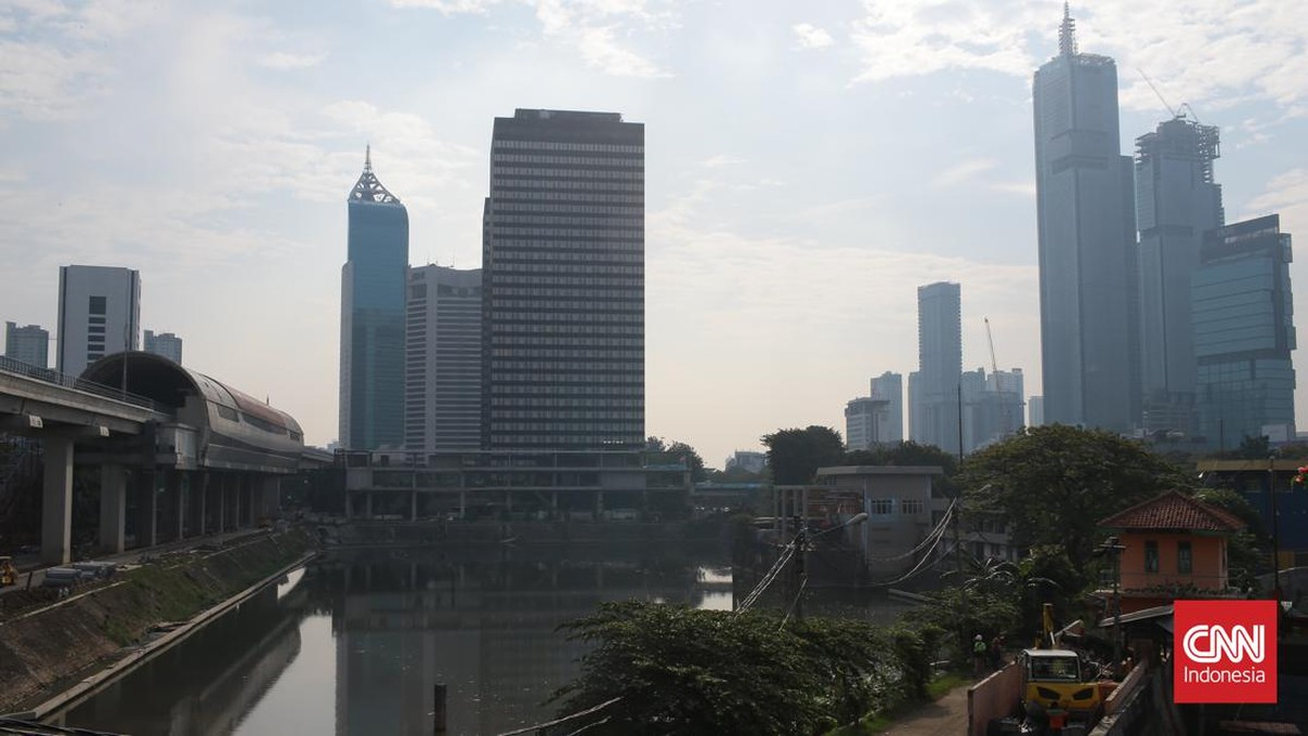 FOTO: Udara Tak Ber-KTP dan Polusi Jakarta