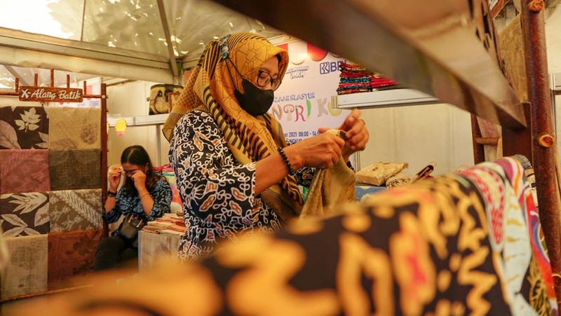 Badan Riset dan Inovasi Nasional (BRIN) baru saja merilis hasil penyaluran Kredit Usaha Rakyat (KUR) yang dilakukan oleh BRI.