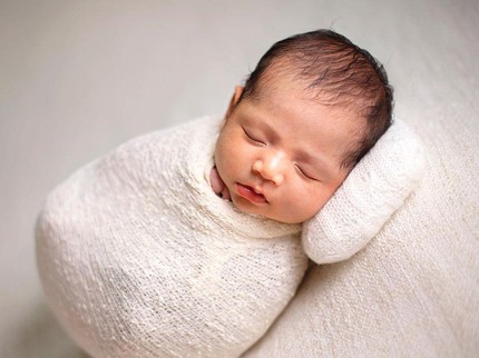 7 Potret Baby Don Anak Kedua Jessica Iskandar, Wajah Gantengnya Dipuji Netizen