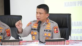 IPW: Sambo dan Istri Wajib Hadir di Rekonstruksi Penembakan Brigadir J
