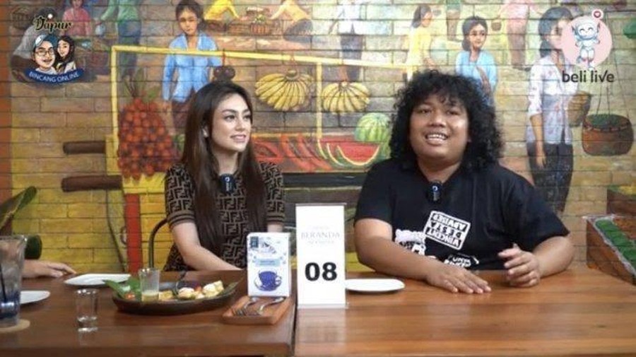 Makin Mesra, Ini Gaya Marshel dan Celine Evangelista Saat Makan Bareng