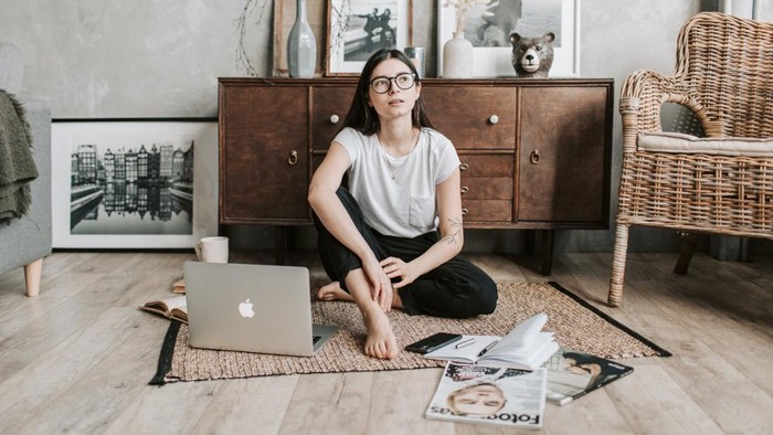 4 Cara Sederhana untuk Mencari Inspirasi Saat Otak Lagi Buntu, Terapkan Ini!