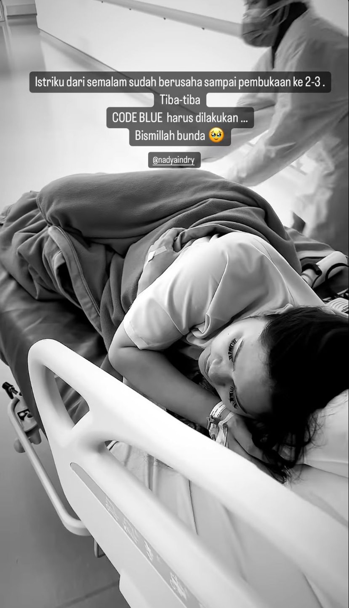 Momen Istri Lutfi Agizal Melahirkan