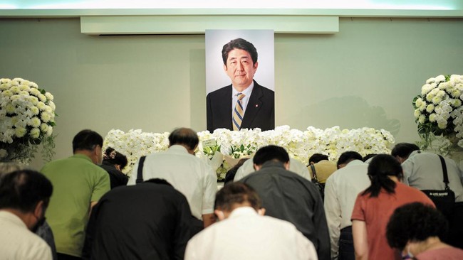 PM Shinzo Abe dituduh pelaku terkait Gereja Unifikasi Jepang, apa sebetulnya hubungan keluarga Abe dengan gereja sekte kristen?