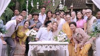 <p>Bunda masih ingat dengan Mayky Wongkar? Mayky merupakan suami dari mendiang Ria Irawan. Ia memutuskan untuk kembali menjalin hubungan. (Foto: Instagram: @mayk_wongkar)</p>