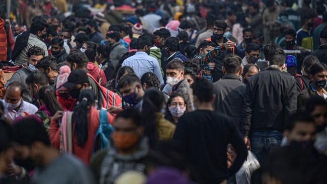 India terancam ledakan angka pengangguran usai penduduk negeri itu diramal lampaui China pada tahun ini.
