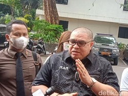 Razman Arif Penuhi Panggilan Penyidik atas Kasus Hotman Paris