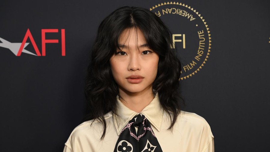 BEVERLY HILLS, CALIFORNIA - MARCH 11: Jung Ho-yeon attends the AFI Awards Luncheon at Beverly Wilshire, A Four Seasons Hotel on March 11, 2022 in Beverly Hills, California. (Photo by Michael Kovac/Getty Images for AFI)
