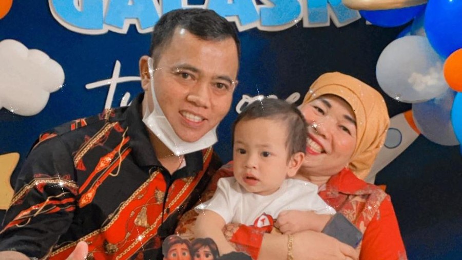 Jelang Ultah Gala Sky, Dewi Zuhriati Beri Pesan Menyentuh Jelang Ultah Gala Sky, Dewi Zuhriati Beri Pesan Menyentuh