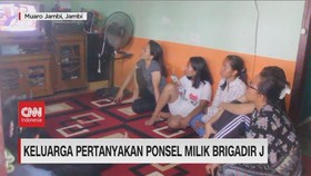 VIDEO: Keluarga Pertanyakan Ponsel Milik Brigadir J
