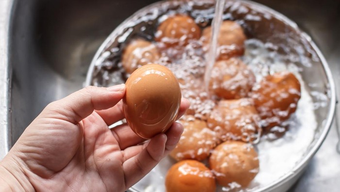 Duh, Ternyata Mencuci Telur Sebelum Dimasak Tidak Disarankan! Ini Penjelasan Ahli