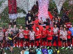MU Nggak Bawa Pulang Trofi Bangkok Century Cup?
