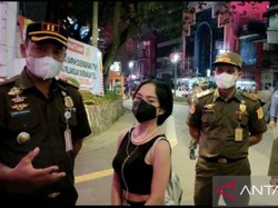 Satpol PP Gandeng Jeje SCBD Sosialisasi Aturan Nongkrong di Dukuh Atas