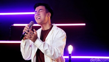 img-title 'Senandika', Pembuktian Vidi Aldiano