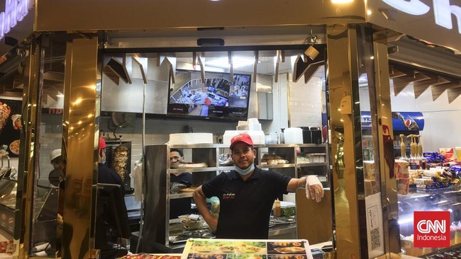 'Jokowi', 'Bos Lihat Dulu' di Madinah Rasa Indonesia