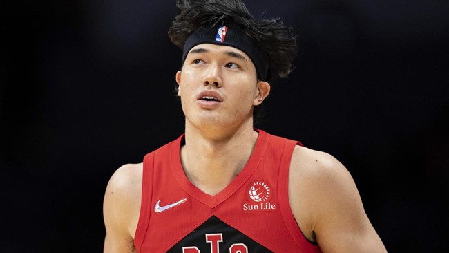 Yuta Watanabe yang memperkuat tim NBA Toronto Raptors menjadi andalan Jepang di FIBA Asia Cup 2022.