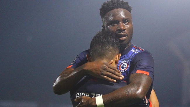 Pertandingan Arema FC vs PSS Sleman dalam lanjutan Liga 1 2022/2023 akan disiarkan secara live streaming pada Jumat (5/8).