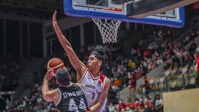 Pelatih Indonesia Punya Rencana Jitu Lawan Australia di FIBA Asia Cup