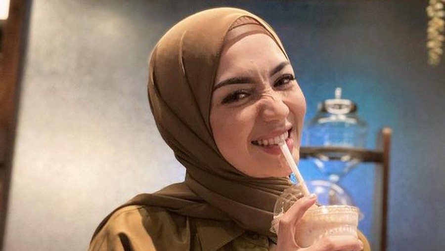 Imel Putri Cahyati Mantan Istri Sirajuddin Mahmud Imel Putri Cahyati Mantan Istri Sirajuddin Mahmud