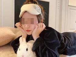 Viral Sosok Influencer Dikira Kaya Ternyata Sewa Mobil Mewah Buat Konten
