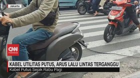 VIDEO: Kabel Utilitas Putus, Arus Lalu Lintas Terganggu