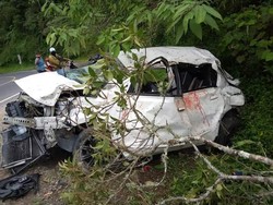 Terungkap! Mobil Terjun ke Jurang di Lombok Timur Overkapasitas