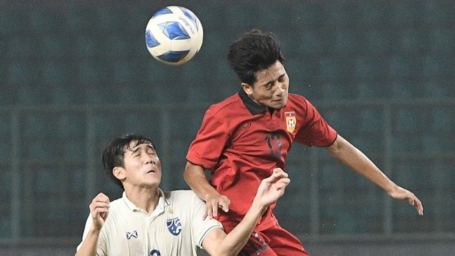 Final Piala AFF U-19 2022 akan mempertemukan Malaysia vs Laos, Jumat (15/7). Berikut link live streaming partai penentu juara tersebut.