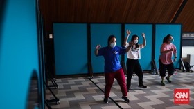 FOTO: Namira dan Latihan Tari Kreasi Anak Down Syndrome