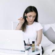 Wajib Ingat: Kulit Wajah Sehat Terawat, Kunci Riasan Sempurna