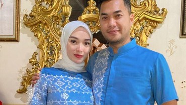 Zaskia Gotik Umumkan Nama dan Pamer Wajah Anak Kedua