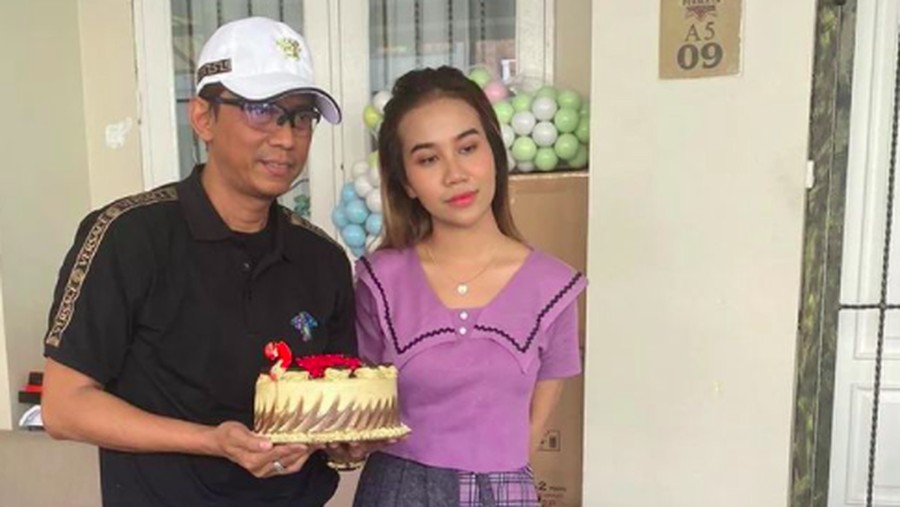Tak Tahu Lokasi Ultah Gala, Doddy Sudrajat Bingung hingga Tiup Lilin Sendiri