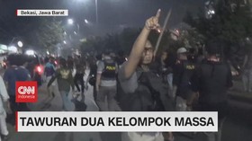 VIDEO: Tawuran Dua Kelompok Massa