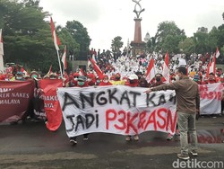 Ekspresi Kecewa Nakes di Tasik Tak Diangkat Jadi Tenaga PPPK