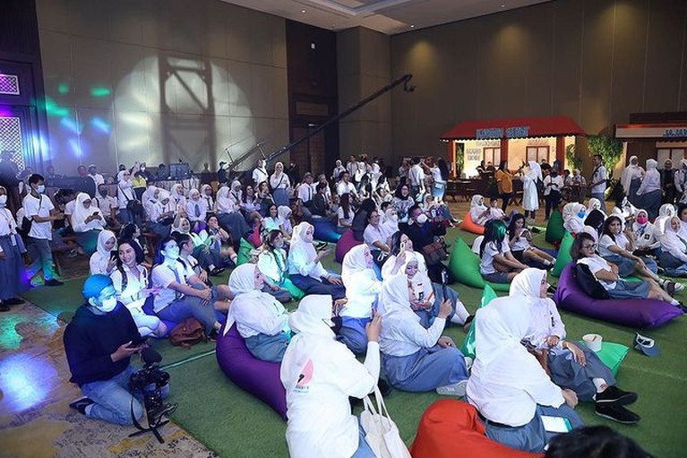 Ussy Sulistiawaty