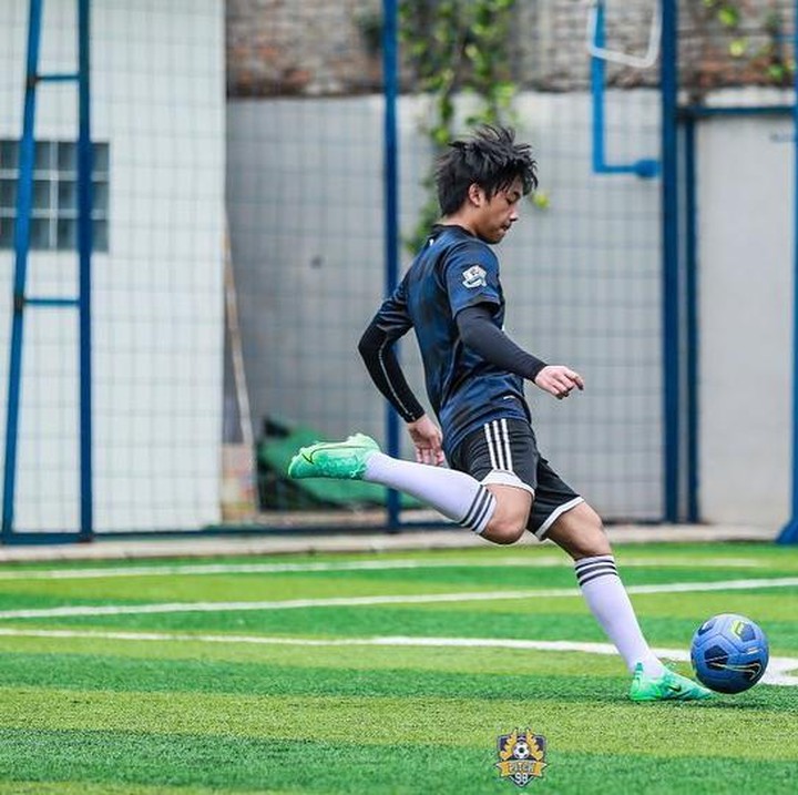 <p>Adyano Bevan Putera yang akrab disapa Bevan ialah anak laki-laki dari pasangan Nola B3 bersama Baldy. Ini potretnya saat bermain futsal. (Foto: Instagram @bevan.putera)</p>