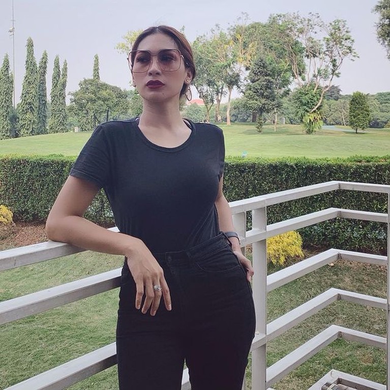 Angelina Sondakh dan Tata Janeeta Angelina Sondakh dan Tata Janeeta