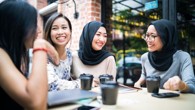 Kepercayaan diri jadi salah satu kualitas yang diperlukan demi mencapai kesuksesan. Namun, ada beberapa kebiasaan buruk yang bisa merusak kepercayaan diri.