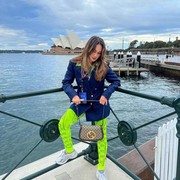 Intip OOTD Modis Luna Maya saat Berlibur Ke Berbagai Negara