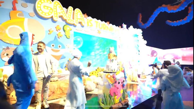 Momen Ultah Gala Sky Momen Ultah Gala Sky