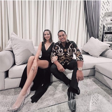 Nia Ramadhani Pernah Lempar Duit ke Muka Ardi Bakrie gegara ...