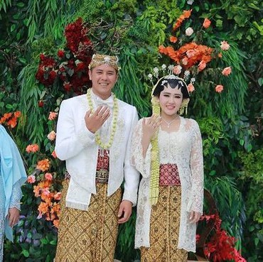 Chevra Yolandi Nikahi Via Vallen dengan Mahar 1.507 Euro & 157 Gram Emas