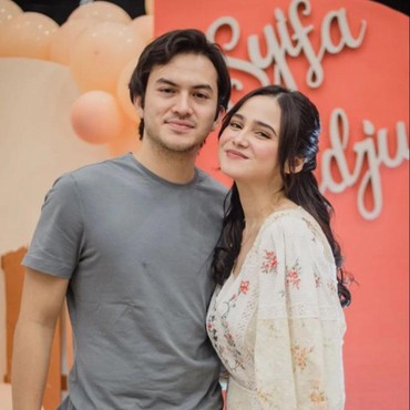 8 Momen Intim Syifa Hadju Rayakan Ultah di Villa Bareng Kekasih & Sahabat