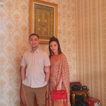 Gugat Suami Zaskia Gotik soal Anak, Model Yogya Juga Tuntut Rp17 M dan 4 Aset