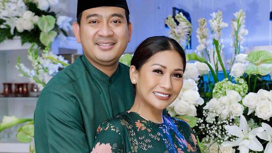 Tata Janeeta dan Raden Brotoseno