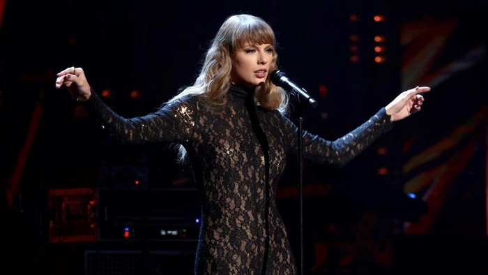 Miliki Tubuh Ramping dan Bugar, Ini 6 Rahasia Taylor Swift dalam Jaga Bentuk Tubuh! Tertarik Coba?